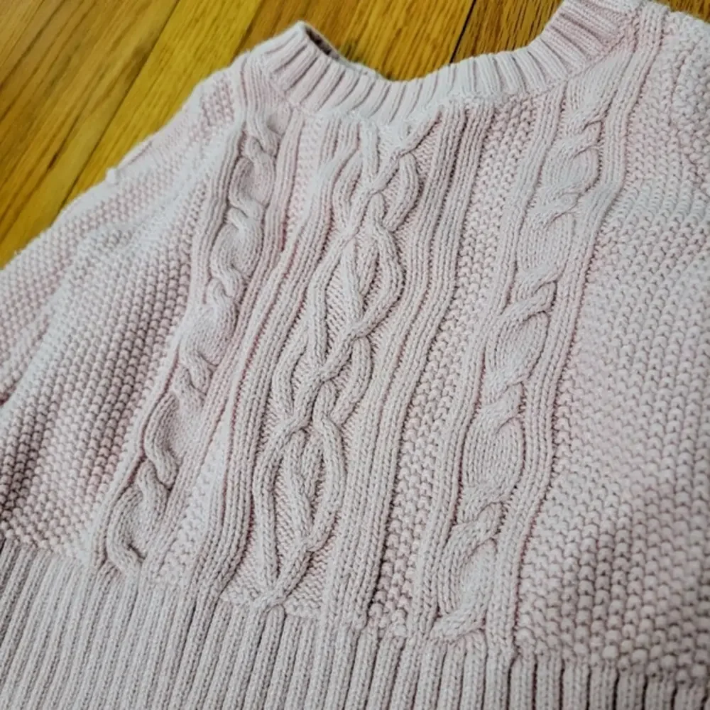 Baby Gap Cable Knit Crewneck Pullover‎ Sweater, Pink Standard, Size 12-18 months